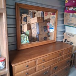VINTAGE DRESSER & MIRROR