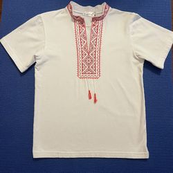 Boy’s t-shirt Vyshyvanka Size M(8-10)
