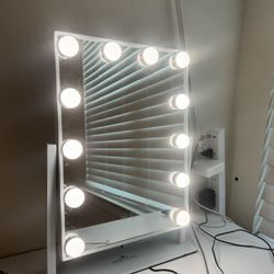 Hollywood Tri-Tone XL Makeup Vanity Mirror 
