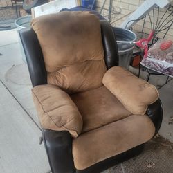 Free Recliner 