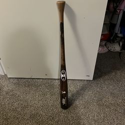 33 inch wood, bat, trinity bats