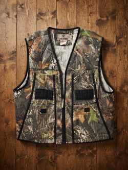 Men hunting vest
