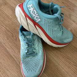 Women’s Hoka