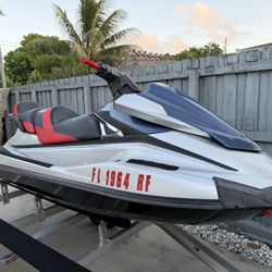 Yamaha Jetski VX Cruiser - 3 Seater
