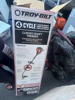 Brand New Troy-Bilt TB525CS 29cc 4-Cycle Gas Weed Eater
