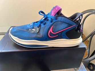 Nike Kyrie 5 size 9.5 $35.00