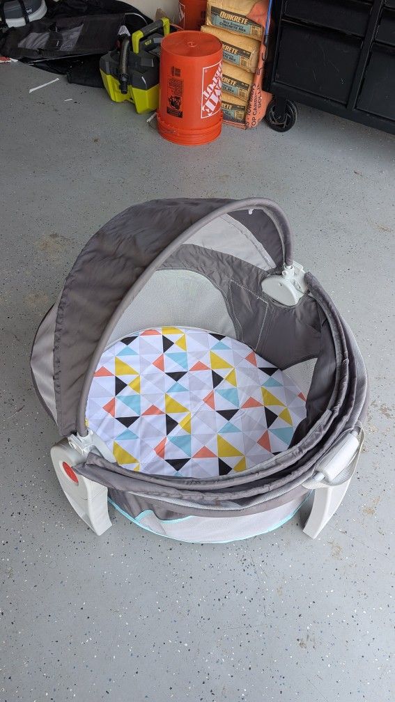 Fisher Price On The Go Baby Dome