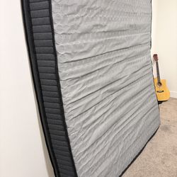 King Mattress Good Conditions 