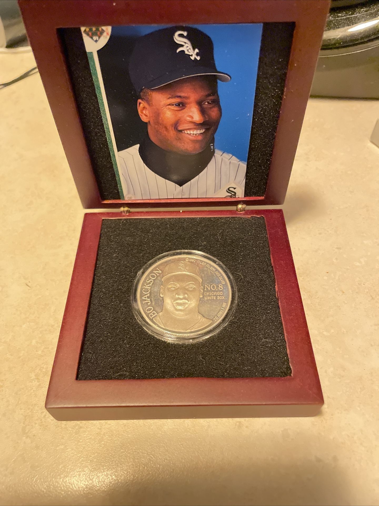 Bo Jackson Coin, Card And Wooden Box