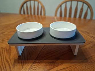 Pet bowls