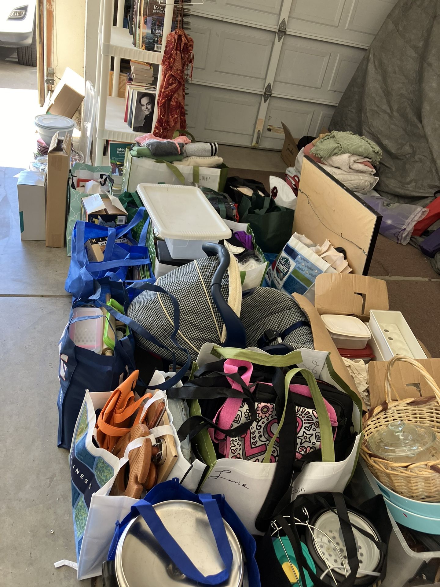 Garage Sale Cleanout for Sale in Elk Grove, CA OfferUp