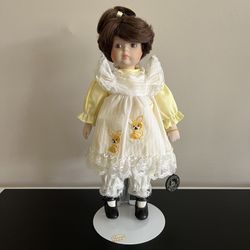 Brinns Porcelain Doll Dara 12 Inch 1989
