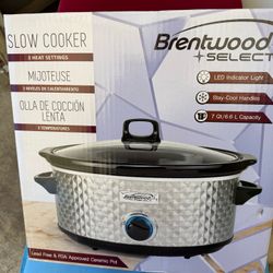 Brentwood Select 7 Quart Slow Cooker. 