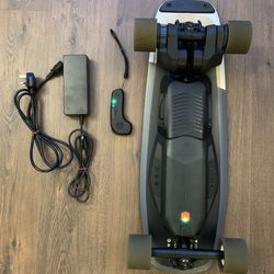 Boosted Board Mini X Electric skateboard