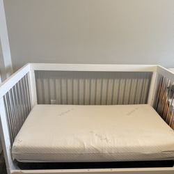 Crib + mattress
