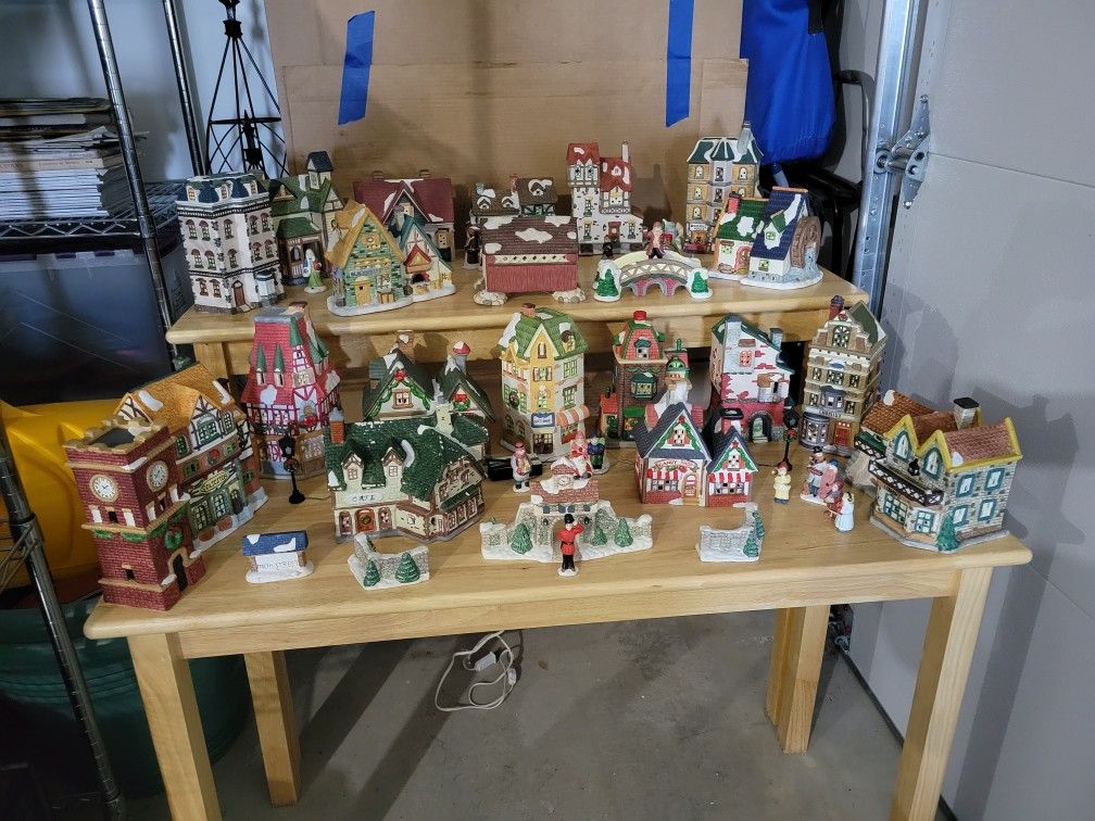 Dickens Collectables Towne Series