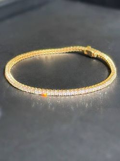 14k solid yellow gold Brand New 2.25CTW Diamond Tennis bracelet 7”