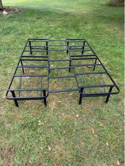 AMAZON BASICS BED FRAME FULL(DOUBLE) L 75" X W 54"X HT 14"