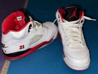 Jordan 5 Fire Red Black Tongue 5.5 youth