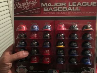 Mlb mini helmet set
