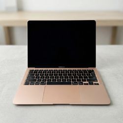 13.3-inch MacBook Air Apple M1 Chip with 8-Core CPU and 7-Core GPU - Gold