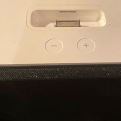 Apple Docking Station Bluetooth Speaker 