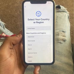 iPhone XR  Unlocked To Any Service 