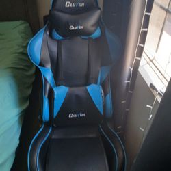 Clutch Armless Gaming Chair