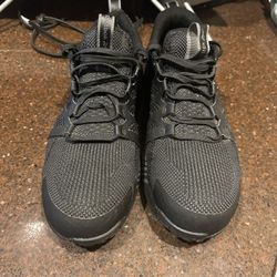 Tenis Con Punta De Casquillo