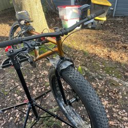 Mongoose argus 26 inch fat tire mountain bike