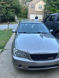 2005 Lexus is 300