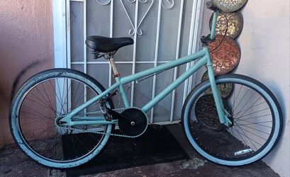 Diamondback Bmx 24in Tektro Brakes,Aluminum Rims Ready To Ride 