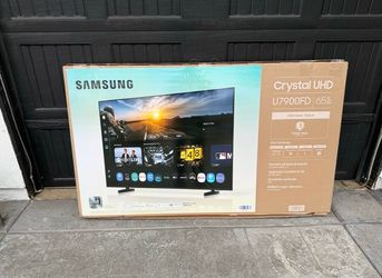 65 “ Samsung smart 4K UHD HDR TV CRYSTAL