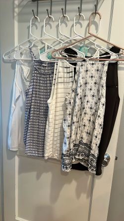 6 Women’s Tops