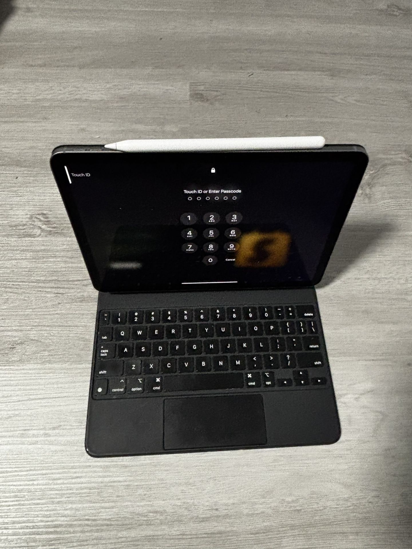 iPad Air 128gb M2 WiFi+ Cellular With Apple Keyboard+ Pencil
