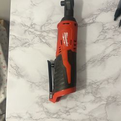 Milwaukee 3/8 Ratchet