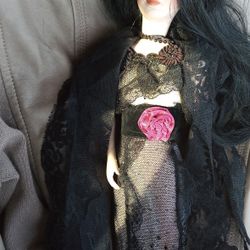 Rhonda Sheer 1999  Porcelain Doll Withusic B It