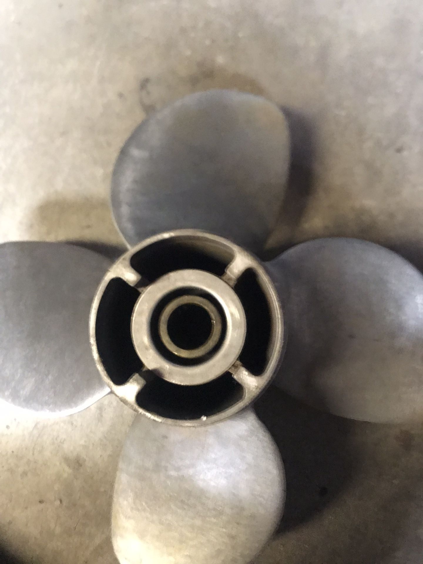 4 Blade Bravo 2 Stainless Steel ***N E W***