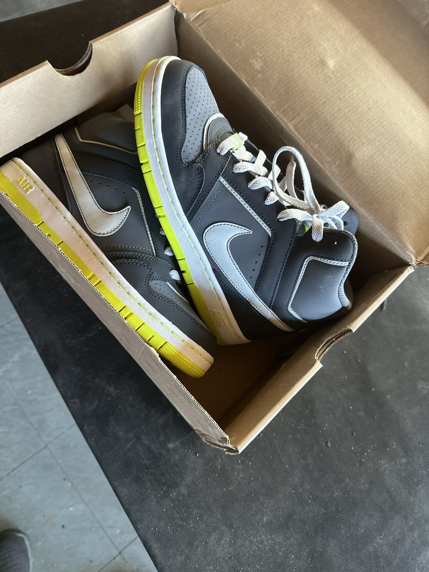 Nike Air Prestige III - NEW
