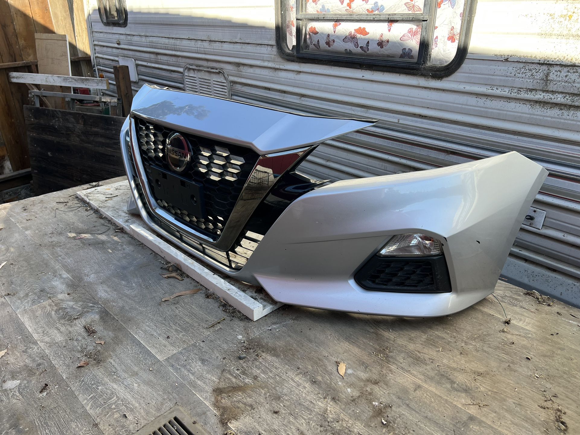 $300 Firm 2019 2020 2021 2022 Nissan Altima Front Bumper Grill Fog Signal Lights Bezel