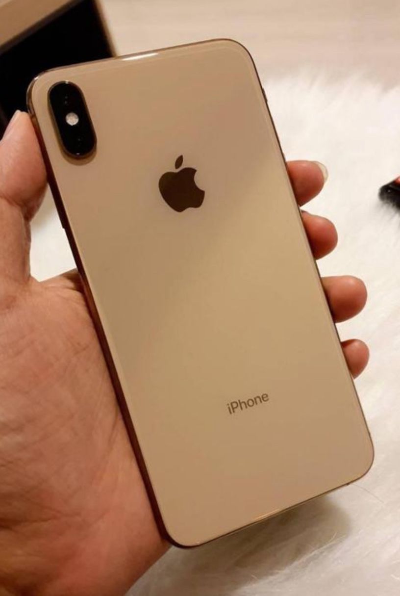 Gold iPhone XS