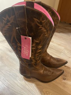 Cowgirl boots size 11 wide hotsell