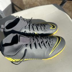 Nike football kids shoes