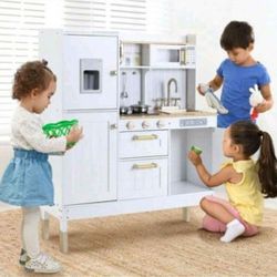 KIDS KITCHEN!!  NEW!!