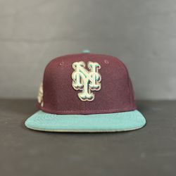 New Era Fitted New York Mets Size 7 1/4 from Toppers
