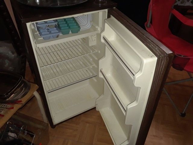 Compact Refrigerator