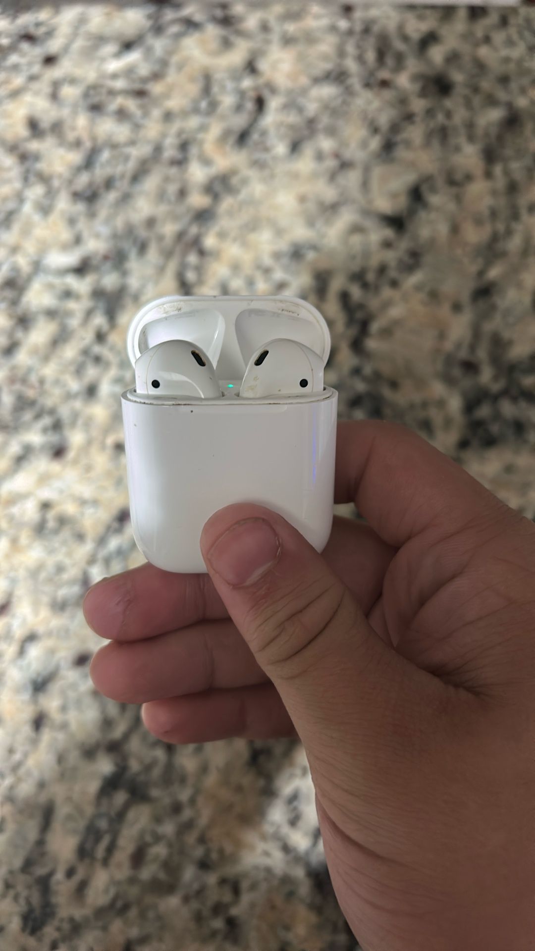 Airpods Gen 1