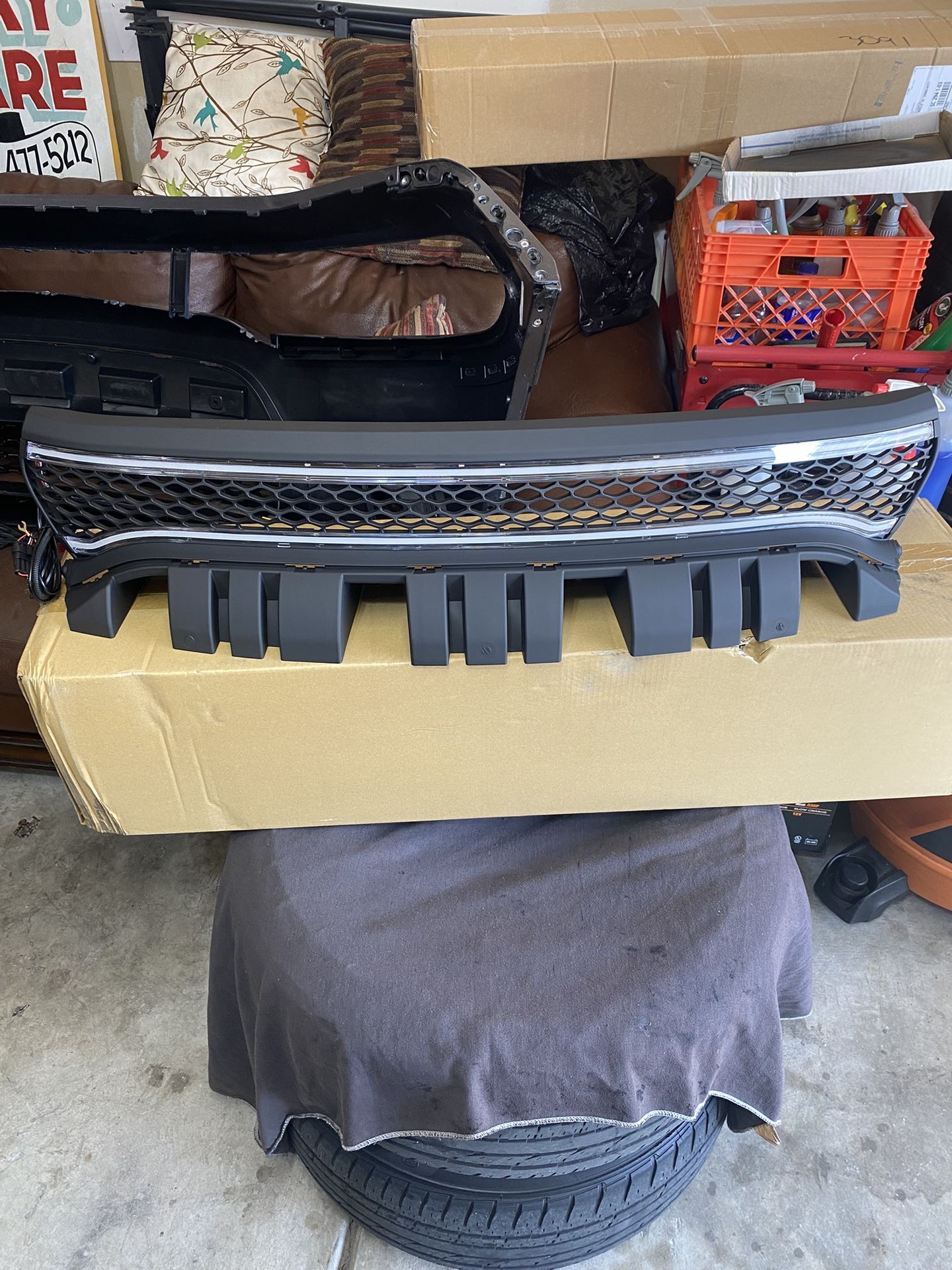 2015+ Dodge Charger(slimbody only) LED light up/Start Up Front Grill