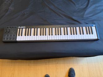 Alesis 61-Key MIDI Keyboard Controller