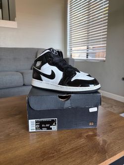 Air Jordan 1 mid black/white carbon